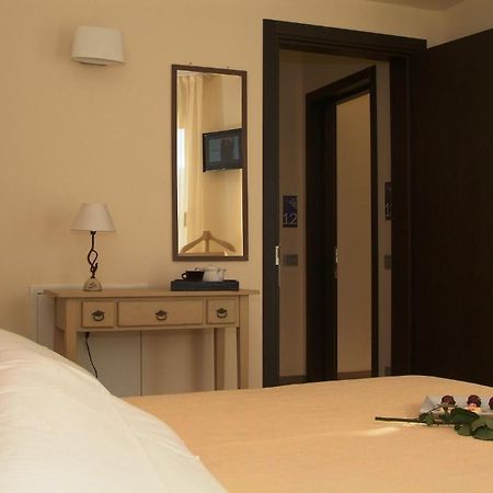 Villongo SantʼAlessandro Hotel Piccolo Principe מראה חיצוני תמונה