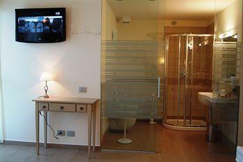 Villongo SantʼAlessandro Hotel Piccolo Principe מראה חיצוני תמונה