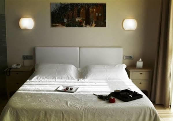Villongo SantʼAlessandro Hotel Piccolo Principe מראה חיצוני תמונה